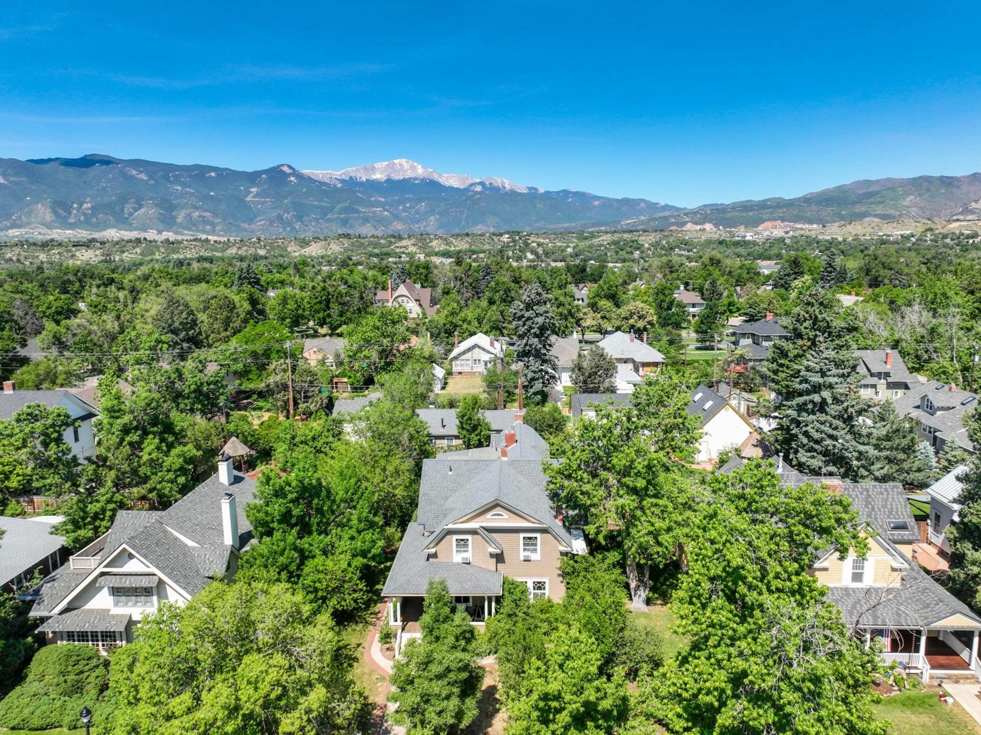 Noble Summit Bbq & Fire Pit & Scenic Views Apartment Colorado Springs Exterior photo